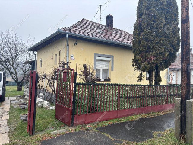 Eladó családi ház, Zalaegerszegen 53 M Ft, 4 szobás