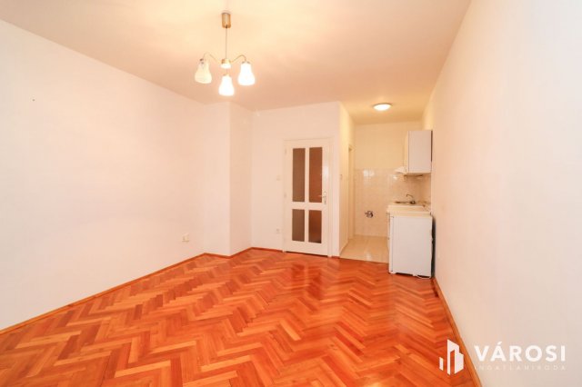 Kiadó téglalakás, albérlet, Békéscsabán 95 E Ft / hó