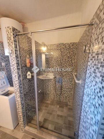 Eladó családi ház, Budapesten, XVIII. kerületben 121.9 M Ft