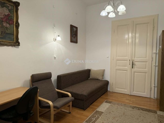 Eladó téglalakás, Budapesten, VII. kerületben 96 M Ft, 3 szobás