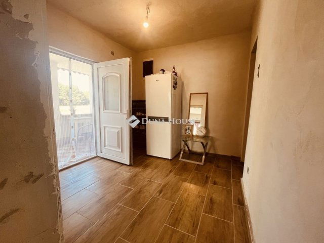 Eladó családi ház, Szőcén 44.9 M Ft, 2 szobás