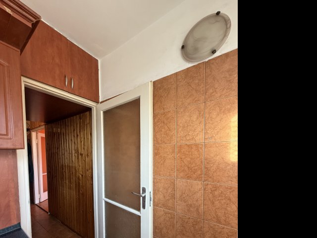 Eladó panellakás, Székesfehérvárott 51.5 M Ft, 2 szobás