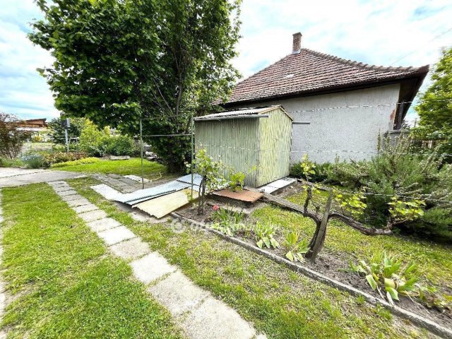 Eladó családi ház, Pásztón 36.5 M Ft, 2+1 szobás