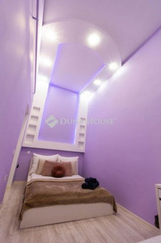 Eladó téglalakás, Budapesten, VI. kerületben 149 M Ft, 5 szobás