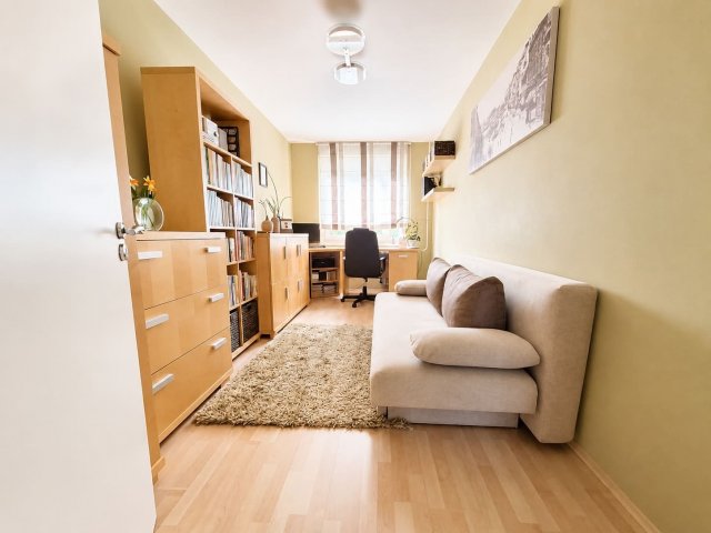 Eladó panellakás, Szombathelyen, Nagy László utcában 58.5 M Ft