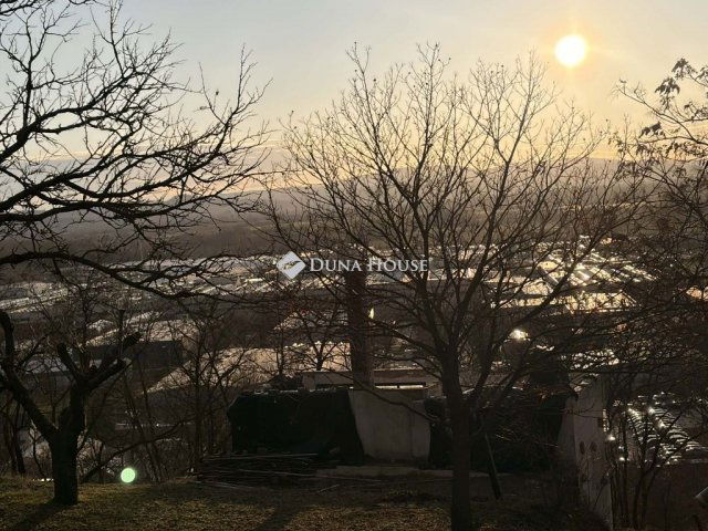 Eladó telek, Esztergomban 39 M Ft / költözzbe.hu