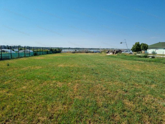 Eladó telek, Velencén 460 M Ft / költözzbe.hu