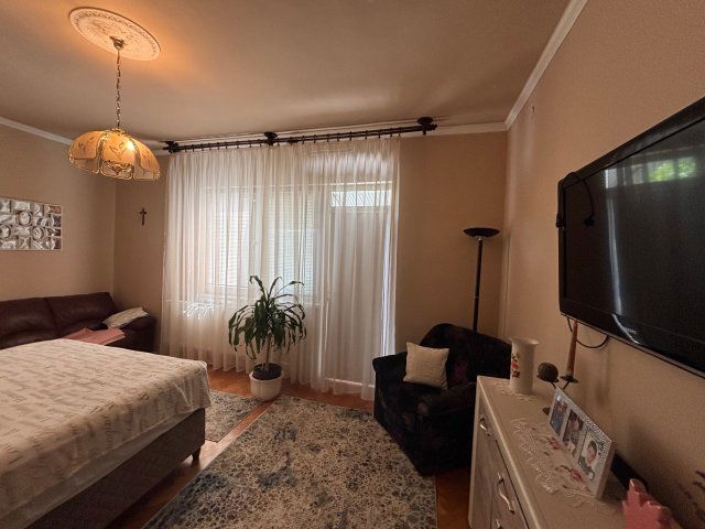 Eladó családi ház, Nyíregyházán 79.9 M Ft, 6 szobás