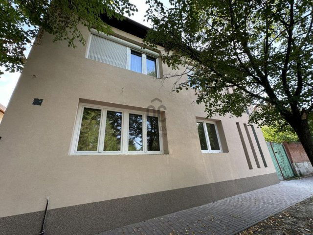 Eladó téglalakás, Budapesten, IV. kerületben 98 M Ft, 3 szobás