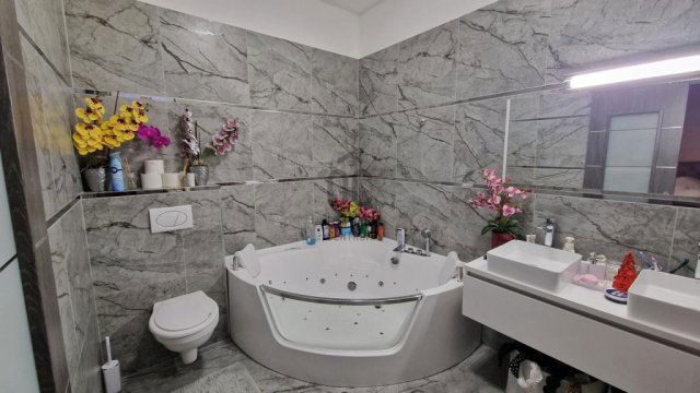 Eladó családi ház, Gyálon 155 M Ft, 4 szobás