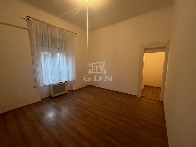 Eladó téglalakás, Budapesten, XIV. kerületben 44.9 M Ft