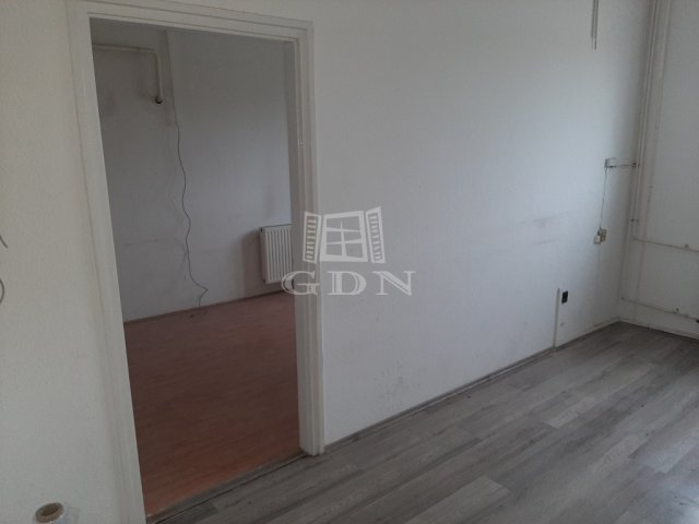 Kiadó ipari ingatlan, Kaposváron 1454 E Ft / hó