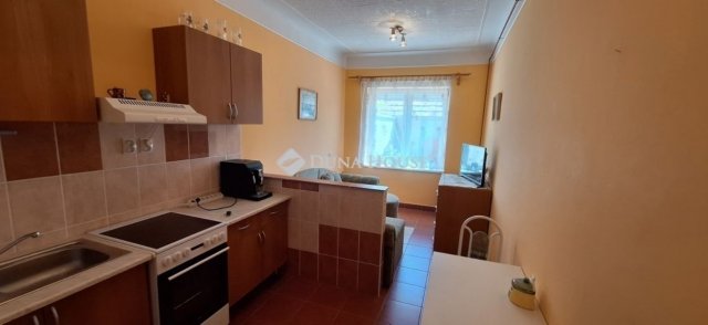Eladó téglalakás, Budapesten, X. kerületben 54 M Ft, 1 szobás