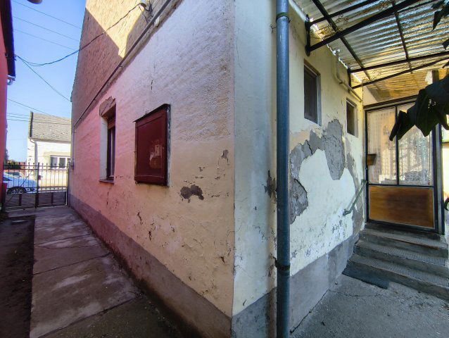 Eladó családi ház, Dombóváron, Vörösmarty utcában 20.5 M Ft