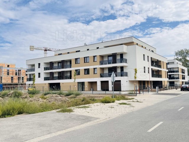 Eladó üzlethelyiség, Győrött 85.9 M Ft, 3 szobás