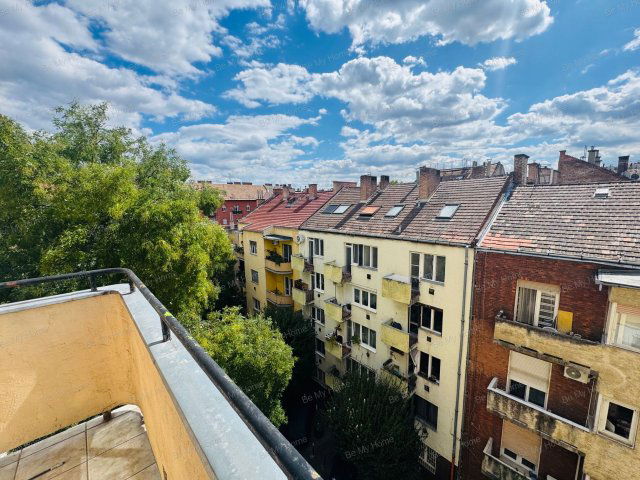 Eladó téglalakás, Budapesten, II. kerületben 134.5 M Ft