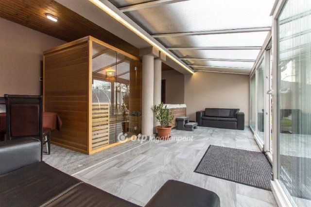 Eladó hotel, Balatonfenyvesen 369 M Ft / költözzbe.hu