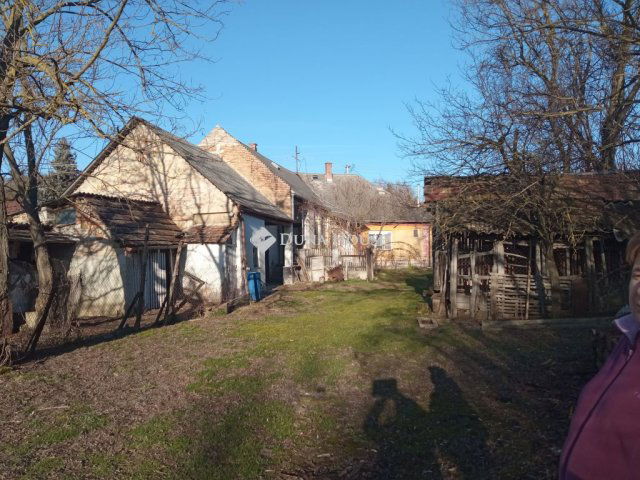 Eladó családi ház, Tabajdon 37 M Ft, 4 szobás