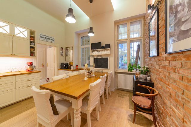 Eladó téglalakás, Budapesten, XII. kerületben 169.9 M Ft