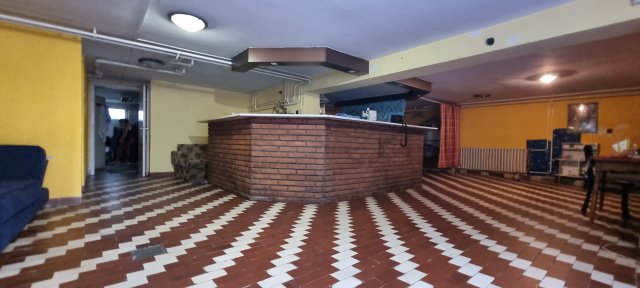 Eladó családi ház, Érden 119.9 M Ft, 6 szobás