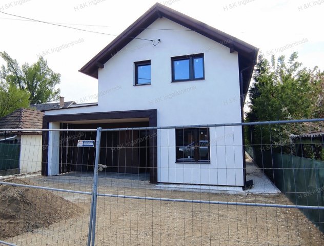 Eladó családi ház, Gödön 184.9 M Ft, 5 szobás