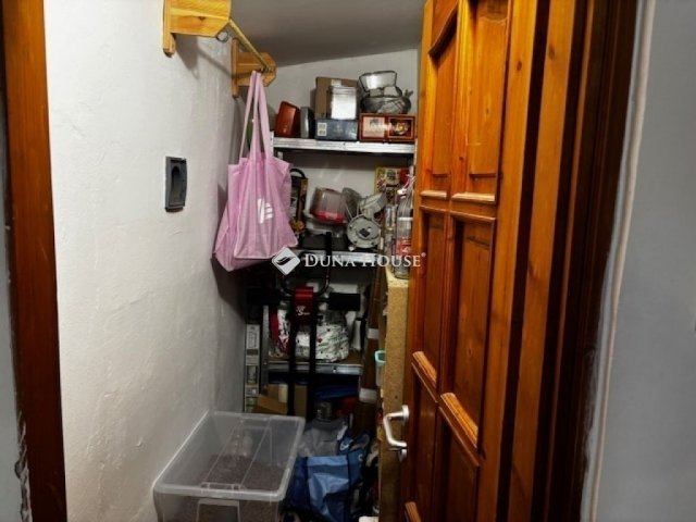 Eladó családi ház, Budapesten, XXI. kerületben 72 M Ft, 2 szobás