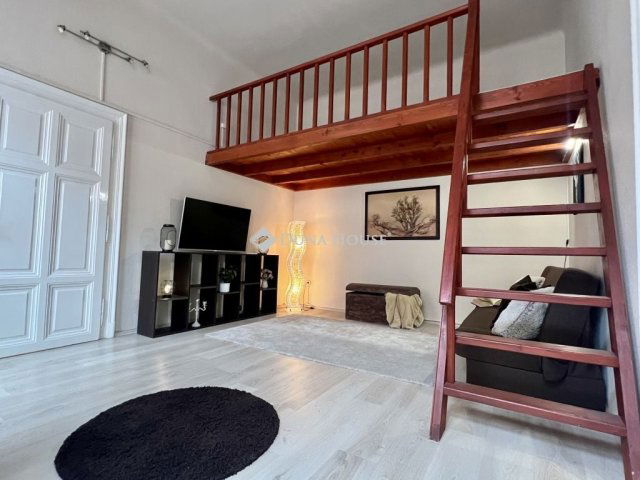 Eladó téglalakás, Budapesten, VI. kerületben 79.9 M Ft, 2 szobás