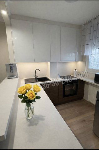 Eladó panellakás, Nyíregyházán 48.9 M Ft, 2+1 szobás