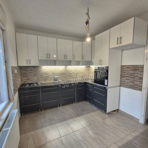 Eladó családi ház, Miskolcon 64.9 M Ft, 3 szobás