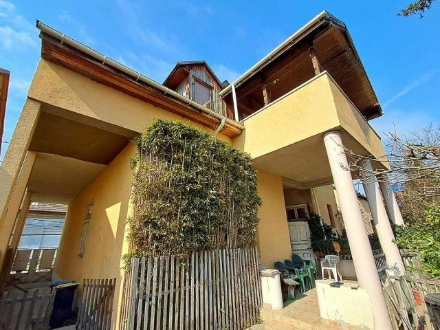 Eladó családi ház, Budapesten, XV. kerületben 169.9 M Ft