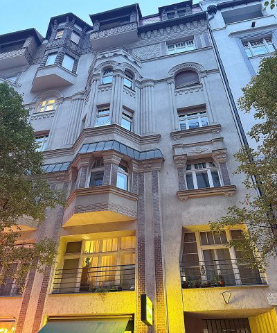 Eladó téglalakás, Budapesten, V. kerületben 140.65 M Ft