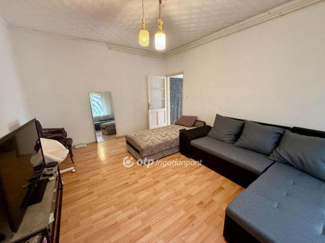 Eladó családi ház, Tiszafüreden 39 M Ft, 2 szobás