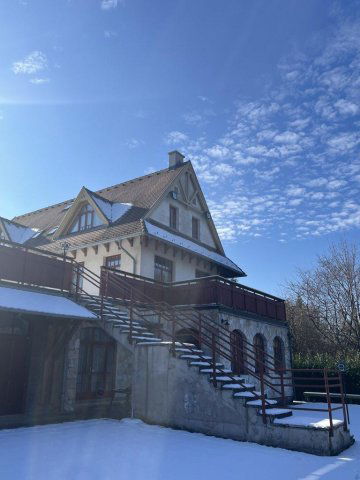 Eladó hotel, Salgótarjánban 220 M Ft, 6 szobás