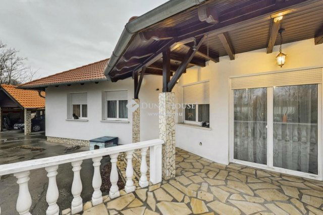 Eladó családi ház, Kecskeméten 129.8 M Ft, 5 szobás