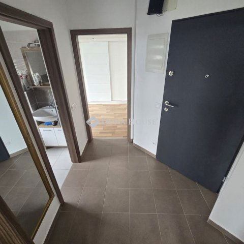 Kiadó téglalakás, albérlet, Kecskeméten 300 E Ft / hó