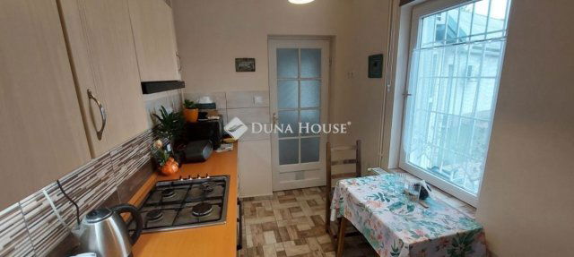 Eladó családi ház, Dombóváron 42.5 M Ft, 3 szobás