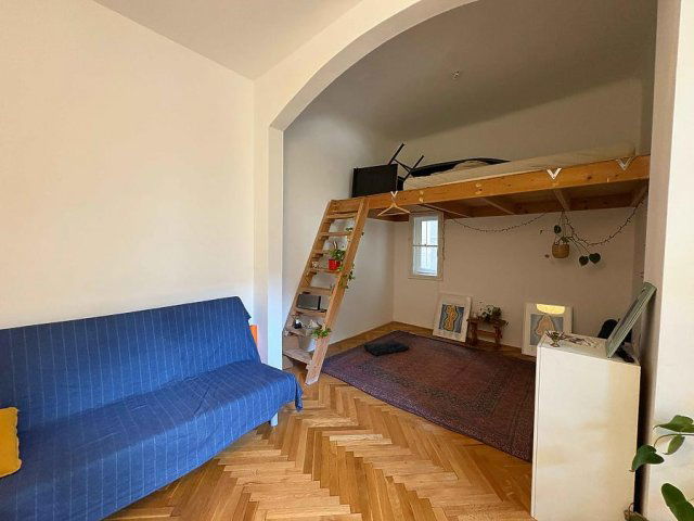 Eladó téglalakás, Budapesten, VI. kerületben, Weiner Leó utcában