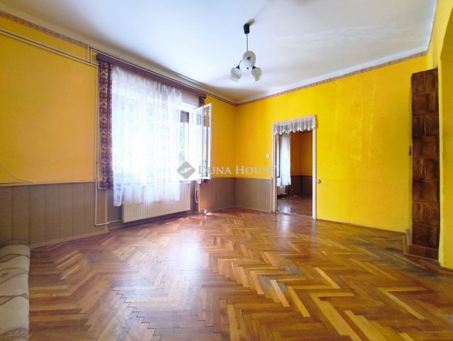 Eladó családi ház, Dombóváron 17.8 M Ft, 3 szobás