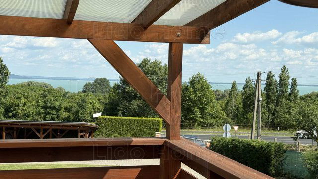 Eladó családi ház, Balatongyörökön 130 M Ft, 5 szobás