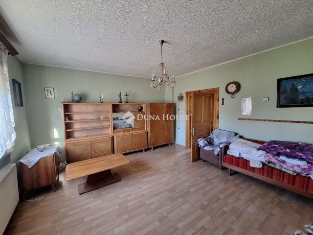 Eladó családi ház, Szentpéterfán 52 M Ft, 4 szobás