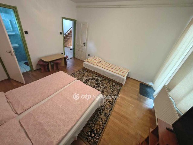 Eladó családi ház, Siófokon 299 M Ft, 4+1 szobás