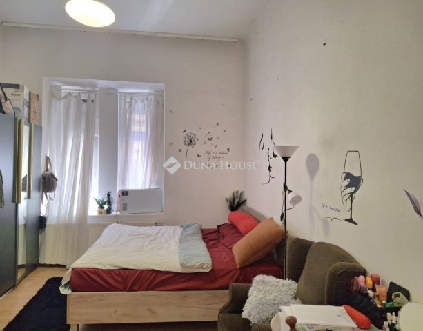 Eladó téglalakás, Budapesten, VIII. kerületben 52.9 M Ft