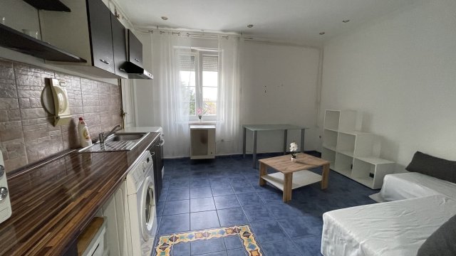 Eladó téglalakás, Győrött 43.9 M Ft, 2 szobás