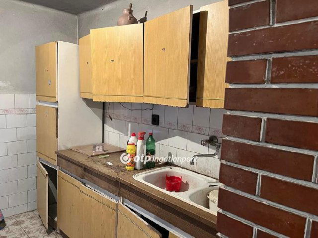 Eladó családi ház, Siklóson 11.6 M Ft, 2+1 szobás