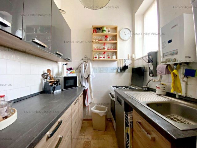 Eladó családi ház, Szentendrén 149.9 M Ft, 4 szobás