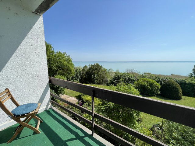 Eladó nyaraló, Balatonalmádiban 59.9 M Ft, 1+1 szobás