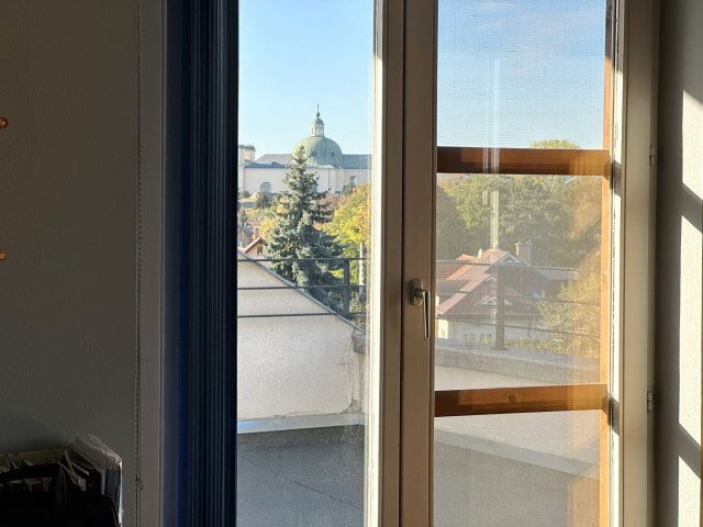 Eladó téglalakás, Vácon 112.9 M Ft, 4 szobás