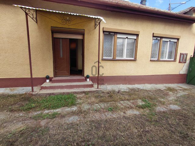 Eladó családi ház, Kápolnán 13.3 M Ft, 3 szobás