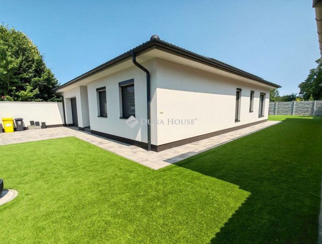 Eladó családi ház, Békéscsabán 140 M Ft, 3+1 szobás