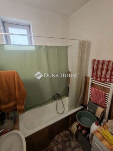 Eladó családi ház, Tápiószelén 26.9 M Ft, 2 szobás